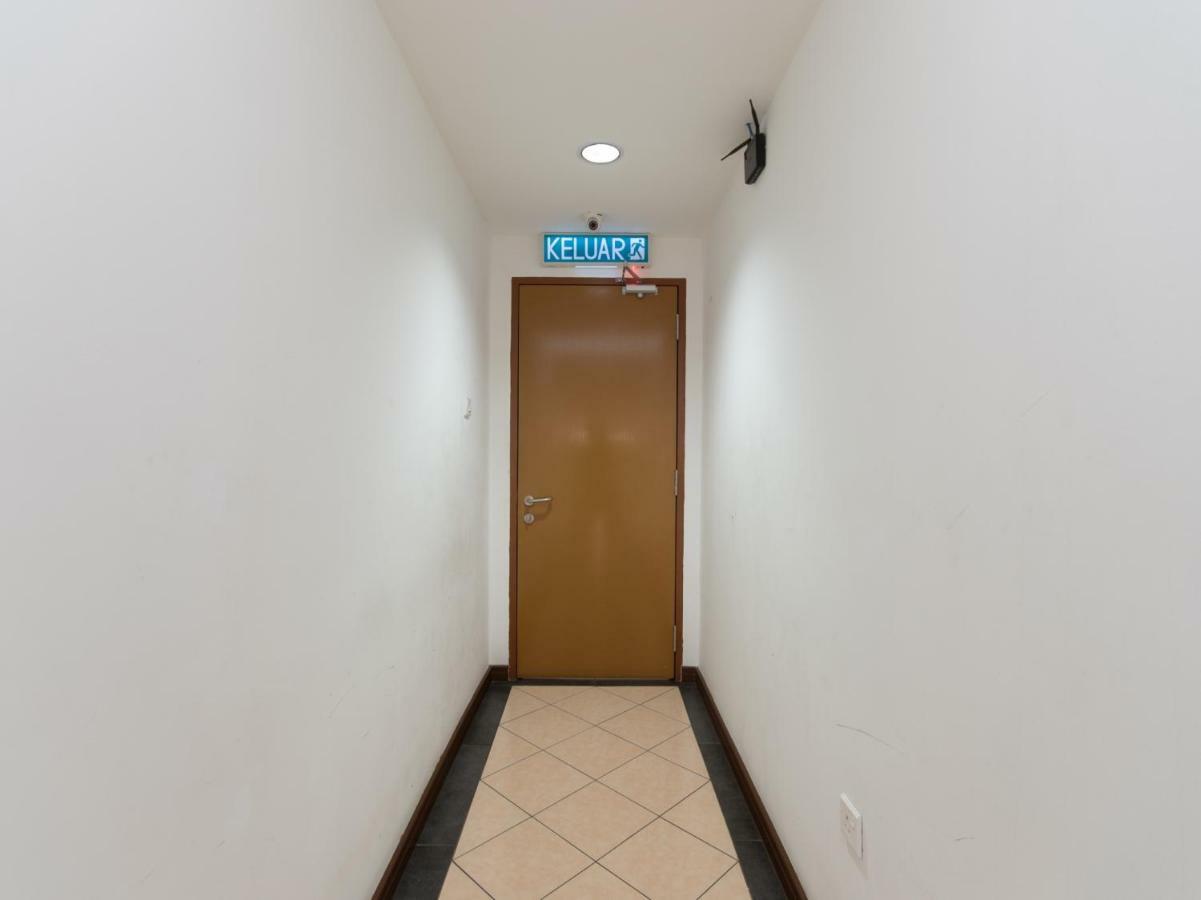 Hotel Oyo 89345 Api-Api Gh Kota Kinabalu Exterior foto